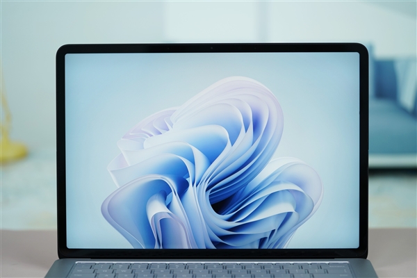 1.9万旗舰Windows本！微软Surface Laptop Studio 2图赏