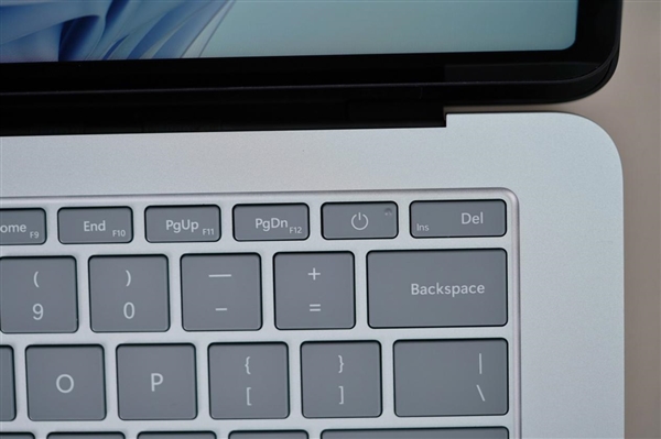 1.9万旗舰Windows本！微软Surface Laptop Studio 2图赏