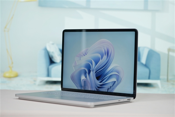 1.9万旗舰Windows本！微软Surface Laptop Studio 2图赏