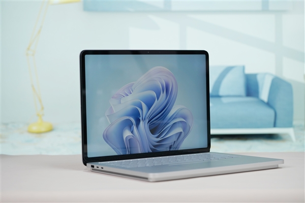 1.9万旗舰Windows本！微软Surface Laptop Studio 2图赏