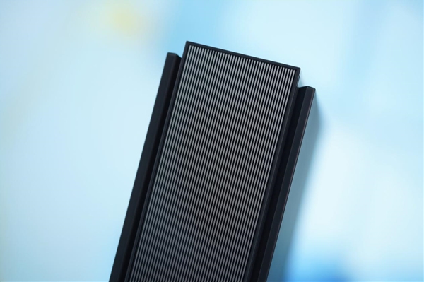 4个全2.5G网口加持！小米路由器6500 Pro图赏