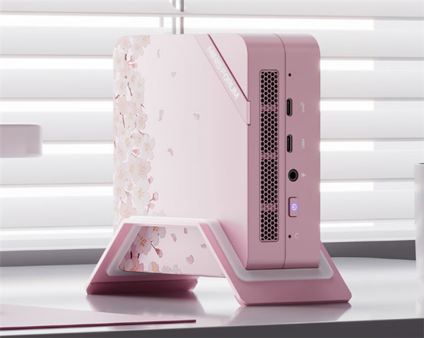 1879元 铭凡樱花限定款UM773 SE迷你主机特惠：8核锐龙77735HS