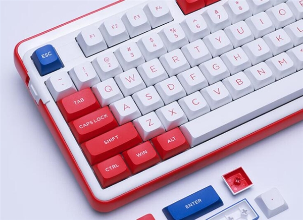 359元 达尔优推出A98专业版机械键盘：支持三模连接+RGB灯效