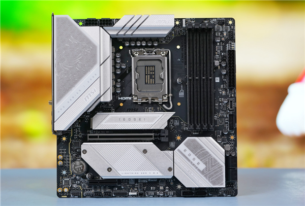 1399元 微星MPG B760M刀锋钛WIFI主板降价：散热超迫击炮