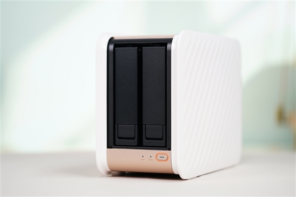 至高40TB海量空间！联想个人云存储T2s图赏