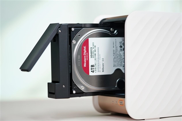 至高40TB海量空间！联想个人云存储T2s图赏