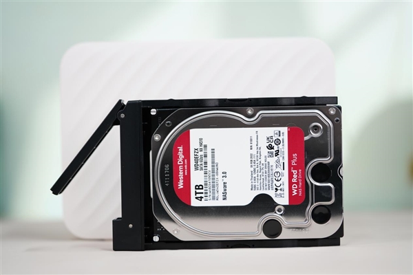 至高40TB海量空间！联想个人云存储T2s图赏