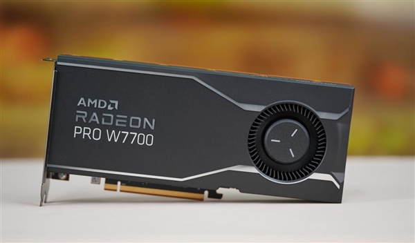 16GB大显存！AMD Radeon Pro W7700图赏