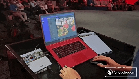 掰开安卓手机 满屏都是三个字:大模型