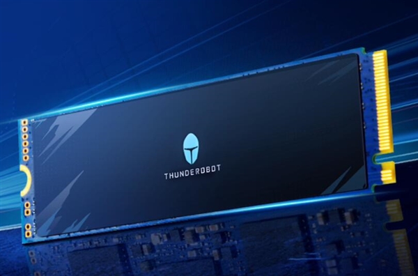 首发349元 雷神发布TR5000 PCIe 4.0 SSD：长江存储颗粒