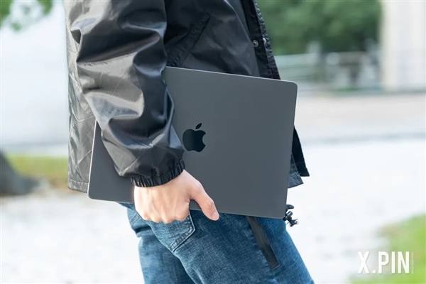 苹果M3如此之彪悍 终于可以玩游戏了