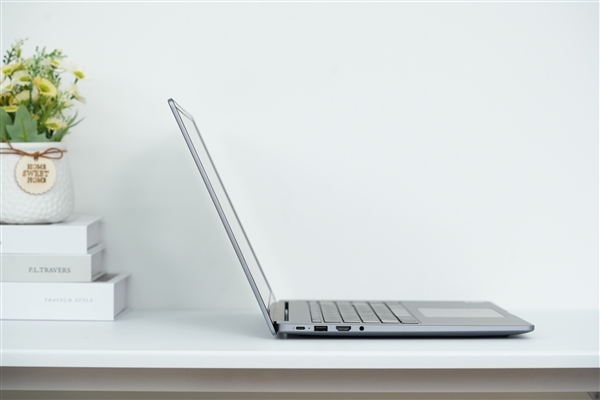 首款澎湃OS大屏轻薄本！Redmi Book 16图赏