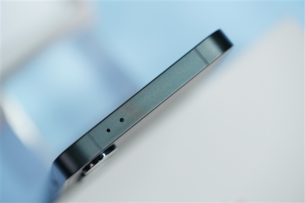 新一代手机颜王！魅族21图赏