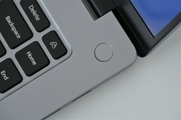 首款澎湃OS大屏轻薄本！Redmi Book 16图赏