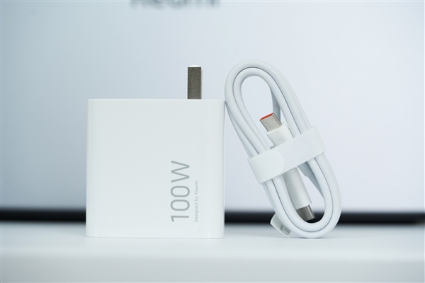 首款澎湃OS大屏轻薄本！Redmi Book 16图赏