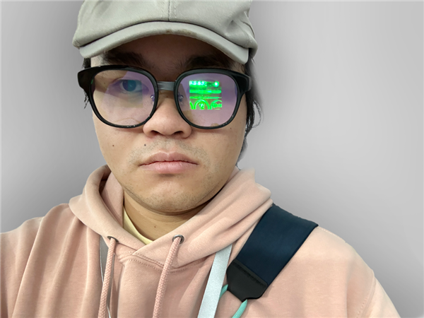 新手机、新眼镜、新车:魅族终于有国际大厂那味儿了