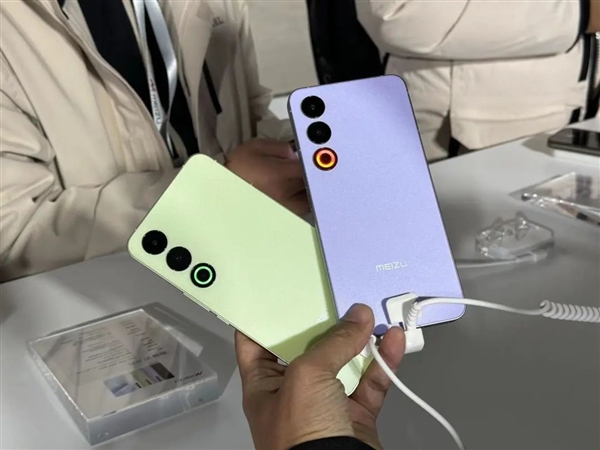 新手机、新眼镜、新车:魅族终于有国际大厂那味儿了