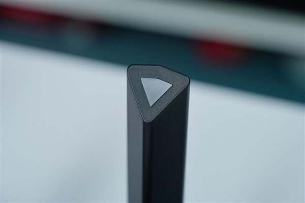 Wi-Fi 7路由只要899元！小米路由器7000图赏