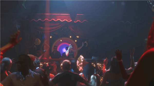 苦等10年！R星《GTA6》预告高清图赏：欢迎来到美丽的罪城