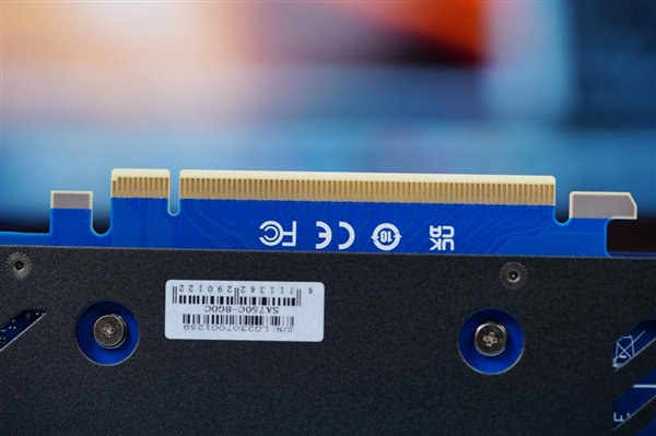 紧凑双风扇！撼与Arc A750 Orc OC显卡图赏