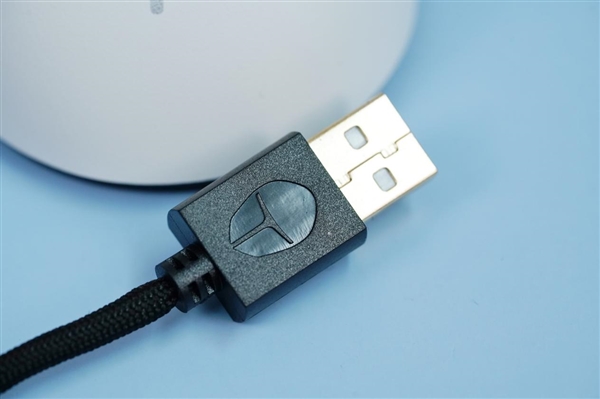 全球首款星闪电竞鼠标 雷神ML903图赏