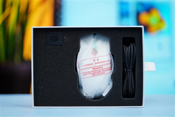 全球首款星闪电竞鼠标 雷神ML903图赏