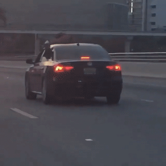 GTA6正式预告！美国最荒诞的新闻都被塞进了这款游戏