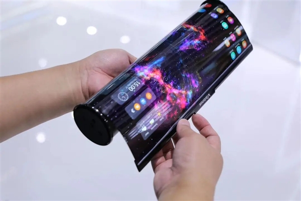 国产屏幕新突破！维信诺ViP AMOLED量产项目首片模组点亮