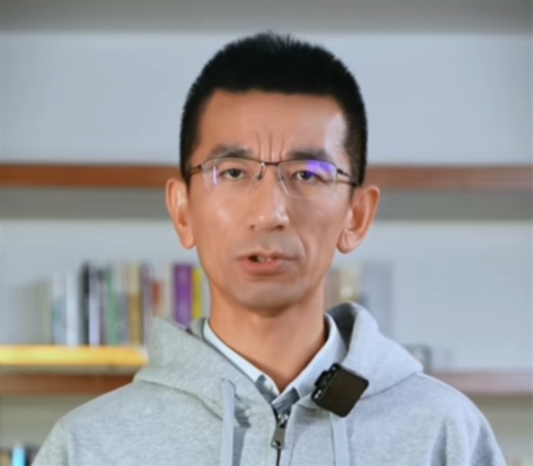 东方甄选公告：孙东旭近期管理不善 罢免其公司执行董事职务