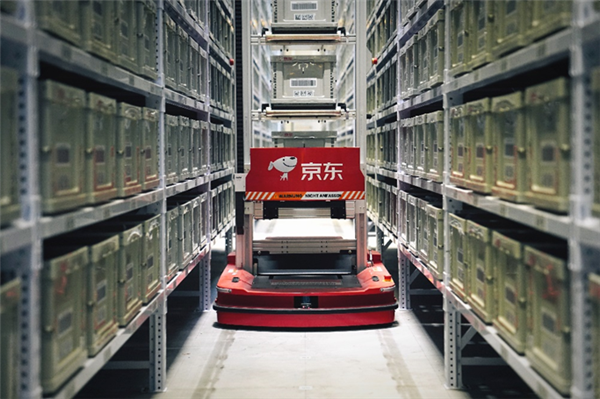 京东快递首批试点“次晨达”：最晚23点收件 次晨8点送到