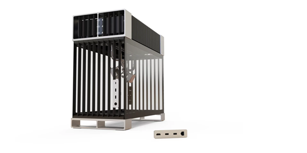 支持600W散热！Streacom发布SG10高端机箱：超7800元