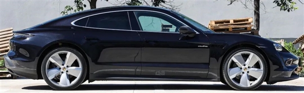 米车终于官宣定档!分析完网上的爆料 咋感觉雷军真要成了