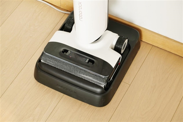 三侧极限贴边！石头智能洗地机A20 Pro图赏