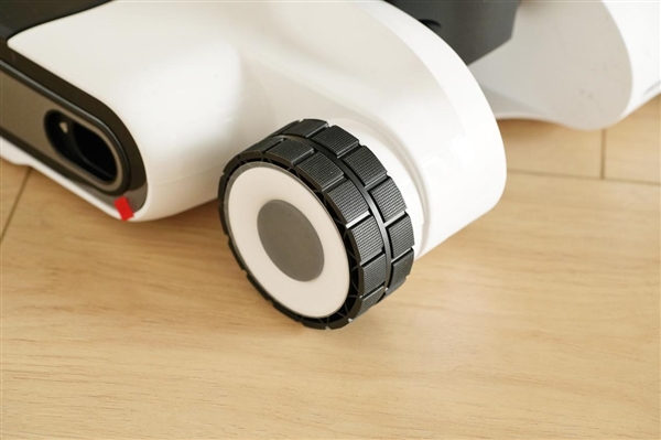 三侧极限贴边！石头智能洗地机A20 Pro图赏