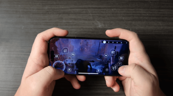 数毛社评iPhone版《生化4RE》 连PS4版都不如