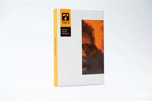 贴了个几十块钱的镜头膜:一拍照 我懵了