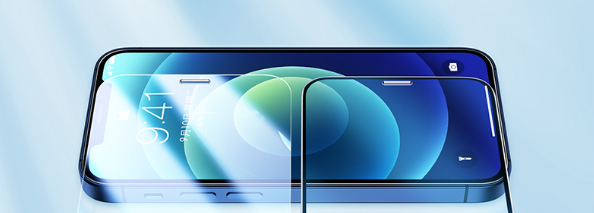 贴了个几十块钱的镜头膜:一拍照 我懵了