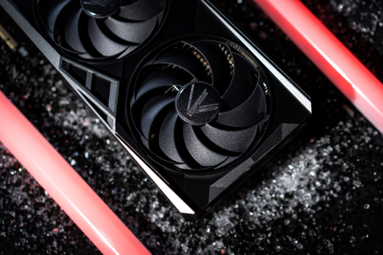 七彩虹发布iGame RTX 40 SUPER系列显卡：可提供高达836 AI TOPS