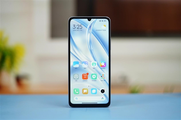 749元5G入门神机！Redmi 13C彩虹星纱图赏