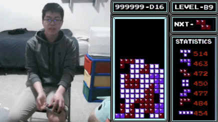 从没人通关过《俄罗斯方块》 被一个13岁孩子打爆了