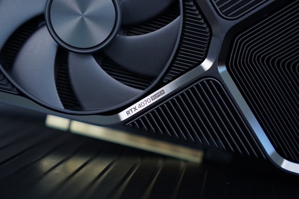 NVIDIA RTX 4070 SUPER显卡实测：性能逼近RTX 4070 Ti