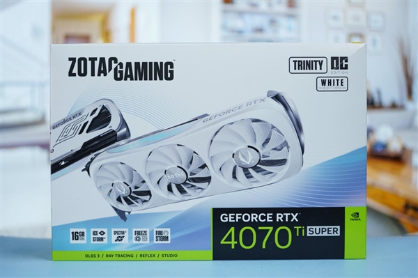 梦幻优雅！索泰RTX 4070 Ti SUPER TRINITY OC月白图赏