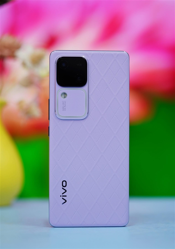 小荔枝纹素皮！vivo S18菱紫图赏