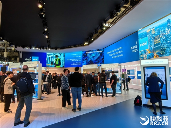 AI PC到底能干啥!Intel打开商用新世界 用实际行动给出答案