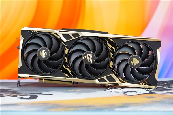 水墨赛博风！七彩虹RTX 4070 SUPER雾山五行定制版图赏