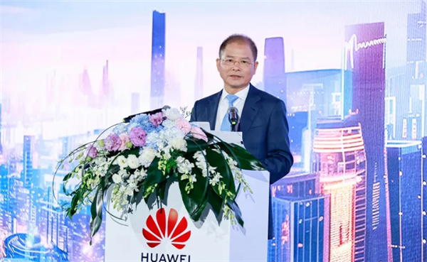 国民级重磅民生应用官宣拥抱鸿蒙！铁路12306完成鸿蒙原生应用核心版本开发