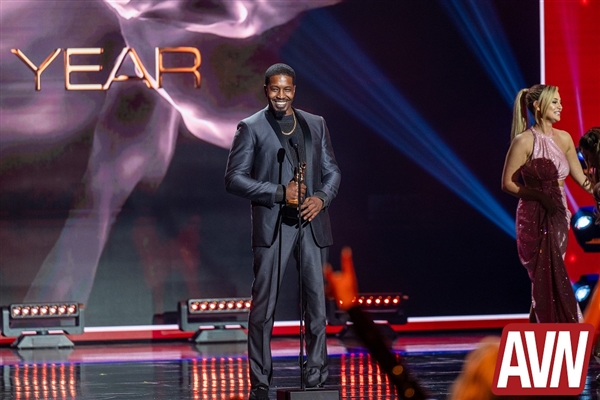 恶炒终遭反噬 玩家声讨《星剑》