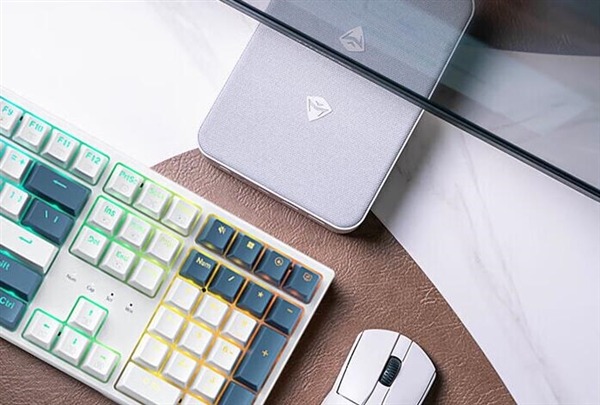 2699元 机械师创物者Mini Ⅱ迷你主机开售：双2.5G网口+满血USB4