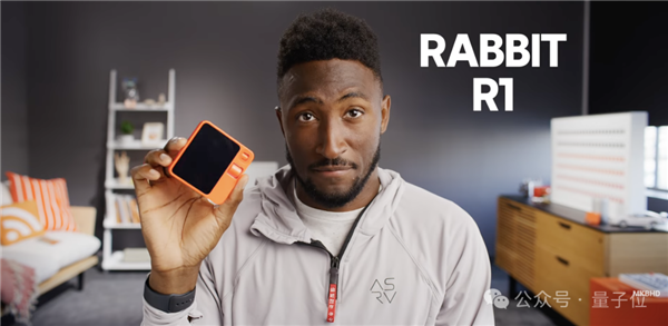 爆火Rabbit R1大翻车!被曝套壳安卓:质疑者IP已遭屏蔽