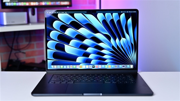苹果最强笔记本蓄势待发！新款MacBook Pro前瞻